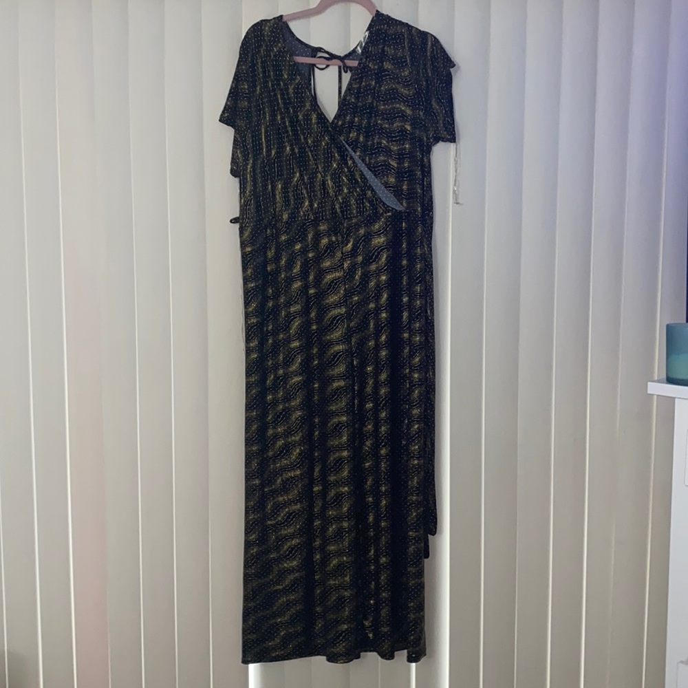 Christmas or NYE SHORT SLEEVE JUMPSUIT WITH TIE BACK SIZE 2X